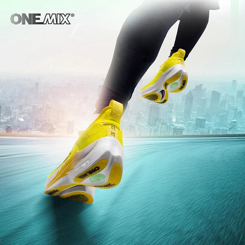 ONEMIX Carbon Fiber Plate Running Shoes Traction Shock Absorption Sneakers Professional Marathon PB Racing Sports Trainers Shoes - OneSmartZone